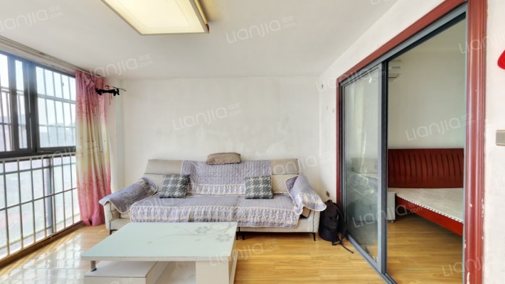 天合新界二手房实景图