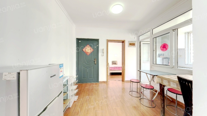 春江新城新河苑一期二手房实景图