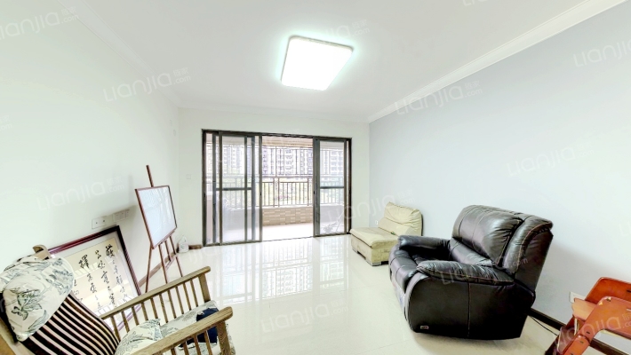 保利中韵花园二手房实景图