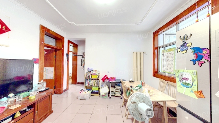 纬一路小学家属院二手房实景图