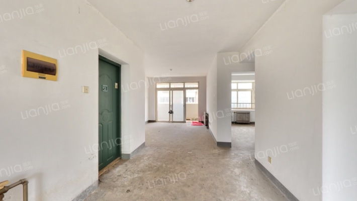 弘信家园二手房实景图