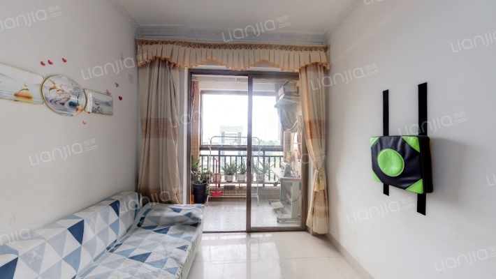 君怡花园（三角镇）二手房实景图