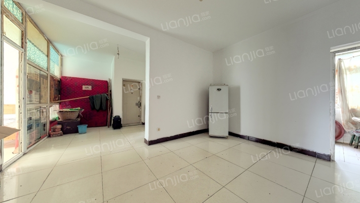 大河小区二手房实景图