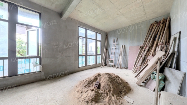 保利山渐青二手房实景图