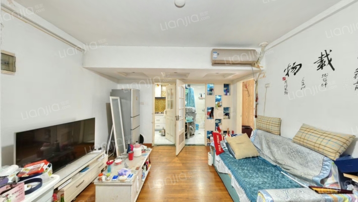 威嘉白金领域二手房实景图