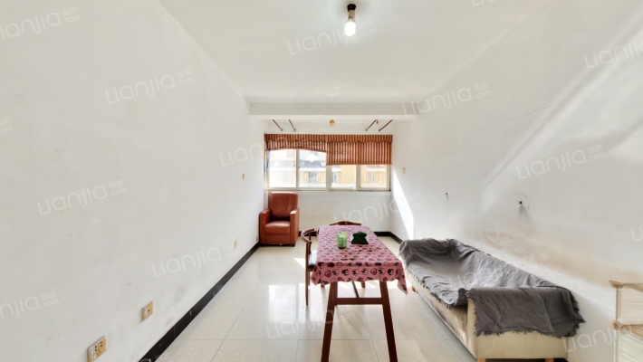 龙景花苑四区二手房实景图