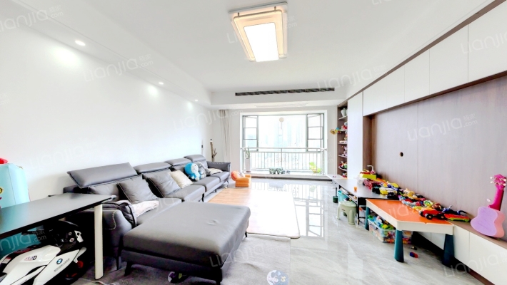 华西美庐二手房实景图