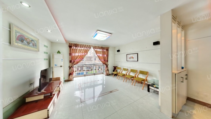 华宫小区二手房实景图