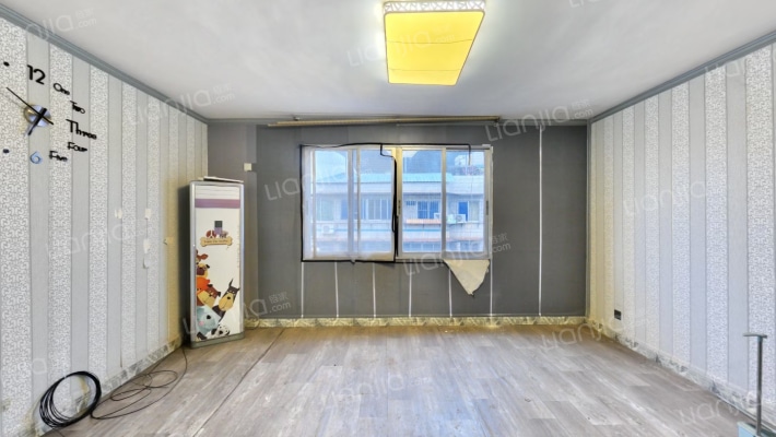 金达花园二手房实景图