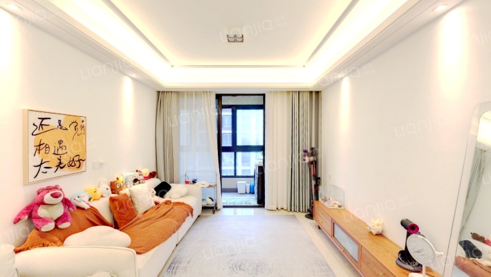 荣安铂云府二手房实景图