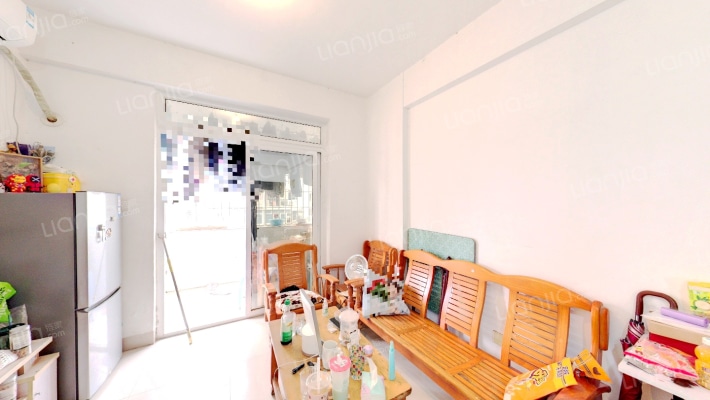 新景花园二手房实景图