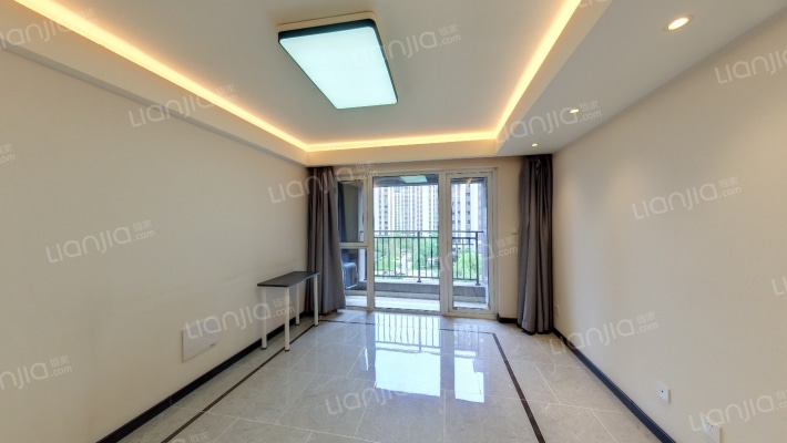 万科翡翠臻园二手房实景图