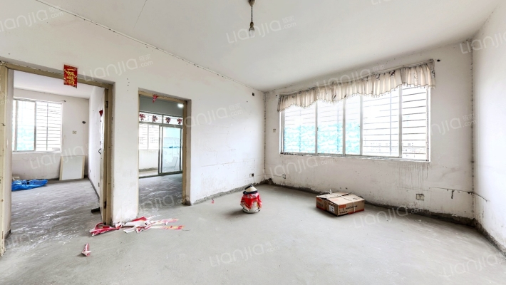 丹江路县五金家属院二手房实景图