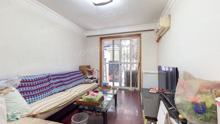 万航公寓二手房实景图