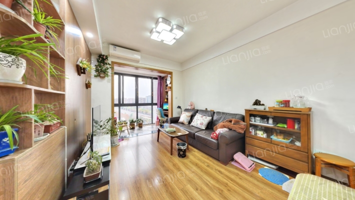 红帆蓝调二手房实景图