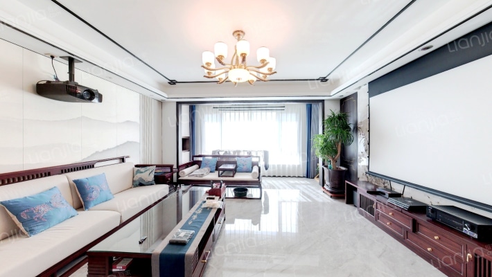 鸿玮澜山三期尊岳二手房实景图