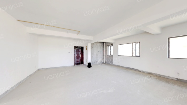 东润华庭二手房实景图