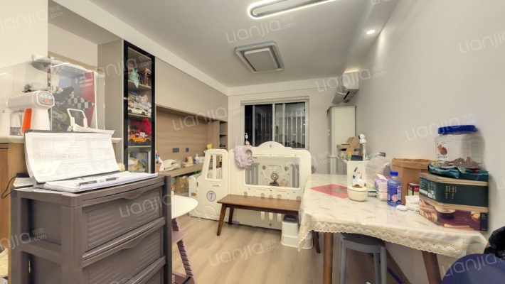 美罗家园佳翔苑二手房实景图