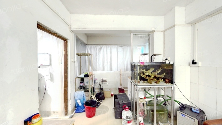 东城新村二手房实景图