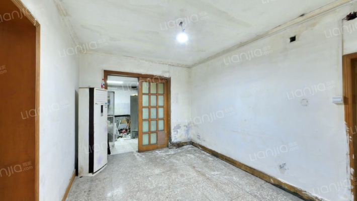 新鸿南二巷18号二手房实景图