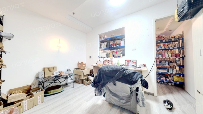 邻里广场二手房实景图