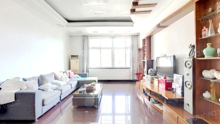 临天路1655号二手房实景图