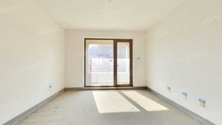 中欧国际城金茂墅一期二手房实景图