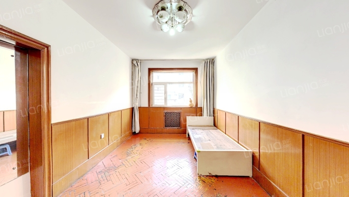 纺织宿舍二手房实景图