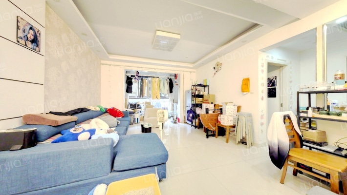 万盛金邸东区二手房实景图