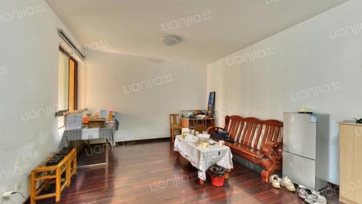 永昌泾花苑二手房实景图