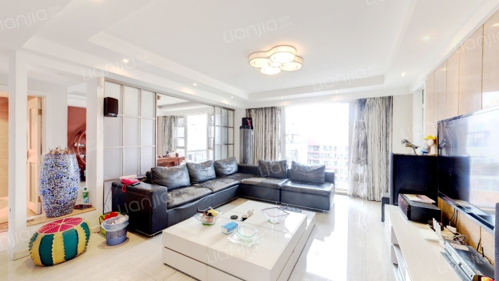 万科魅力之城一期二手房实景图