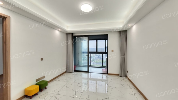 卓越熙华珑园二手房实景图