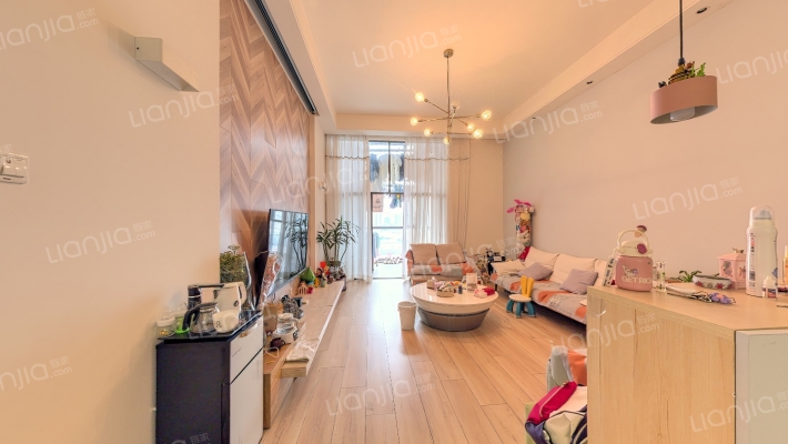 12棵橡树庄园二手房实景图