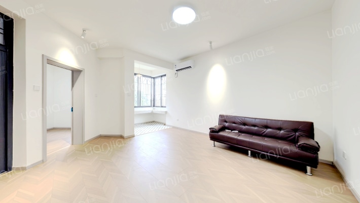 东组团二手房实景图