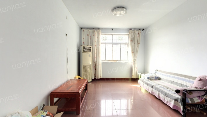 苗圃小区二手房实景图