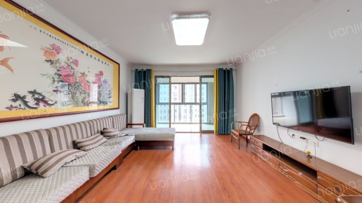 八方小区C区二手房实景图