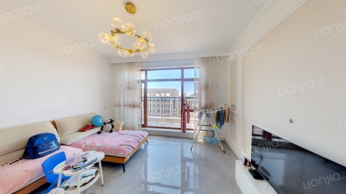 英伦河山三期二手房实景图