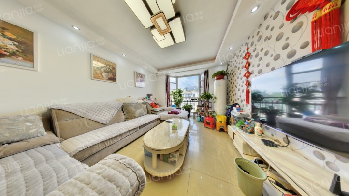 亲水美居二手房实景图