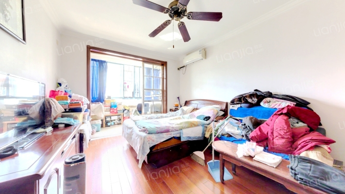 景凤路380弄二手房实景图