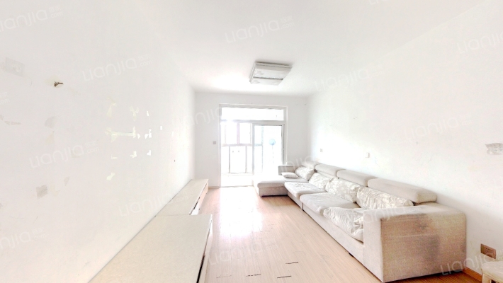 托斯卡纳小镇二手房实景图