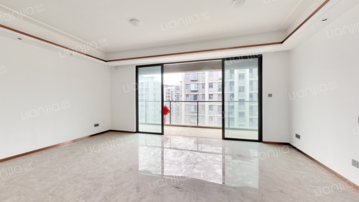 联发·红城投藏珑大境二手房实景图