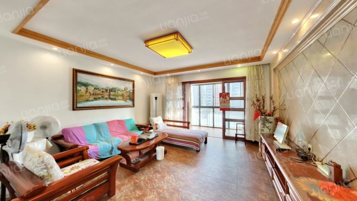 锦苑春天二手房实景图