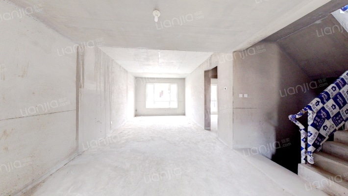 世茂国风龙院一期二手房实景图