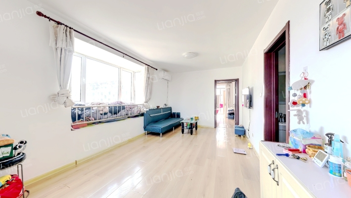 德海苑南区二手房实景图