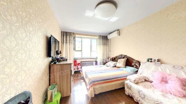 一汽44街区二手房实景图