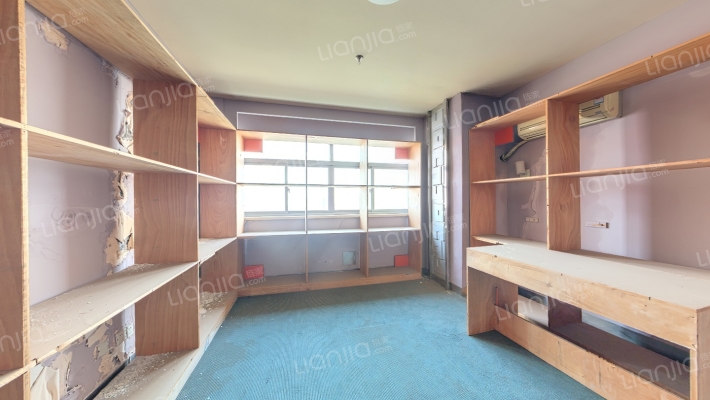 中国桐乡鞋业皮革城二手房实景图