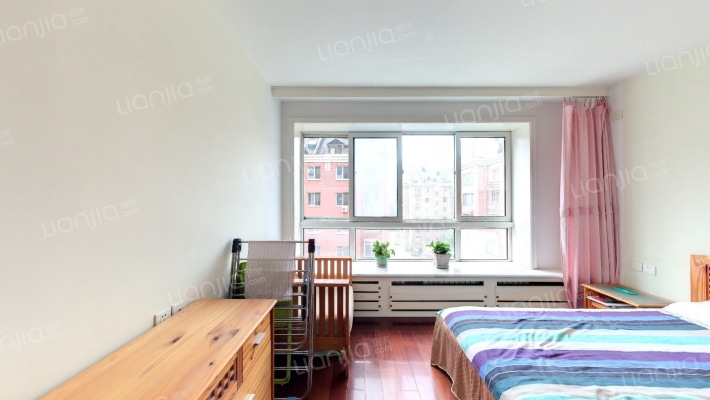 华泰新都A区环保家园二手房实景图