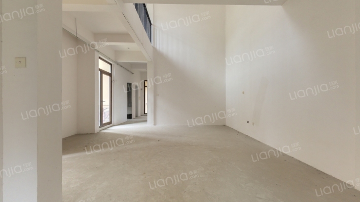 双湖湾别墅二手房实景图