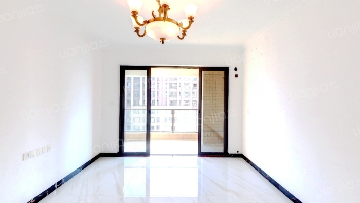 清远保利天汇二手房实景图