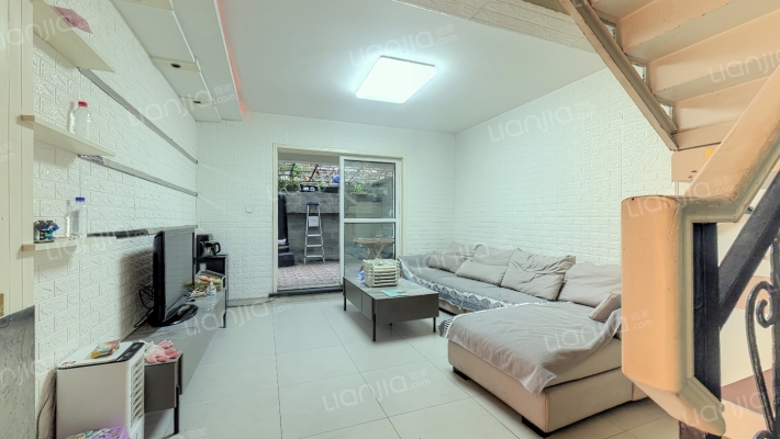 西城星座二手房实景图